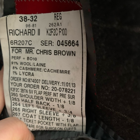 J. P. Tilford by Samuelsohn suit, Grey size 38-32R - Picture 6 of 16